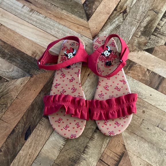 Minnie Mouse sandals. Size 4 - Picture 1 of 4